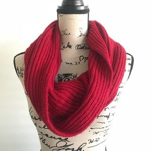 Infinity scarf
